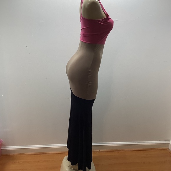 U.O. Elegant Pink, Tan, and Black Size Small Maxi Sleeveless Dress. Preloved - Picture 5 of 8